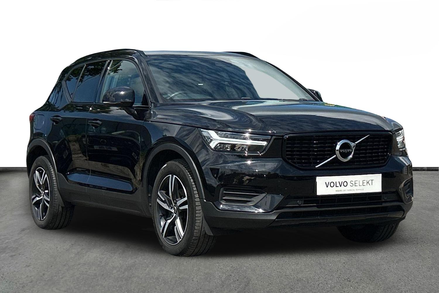 Main listing image - Volvo XC40