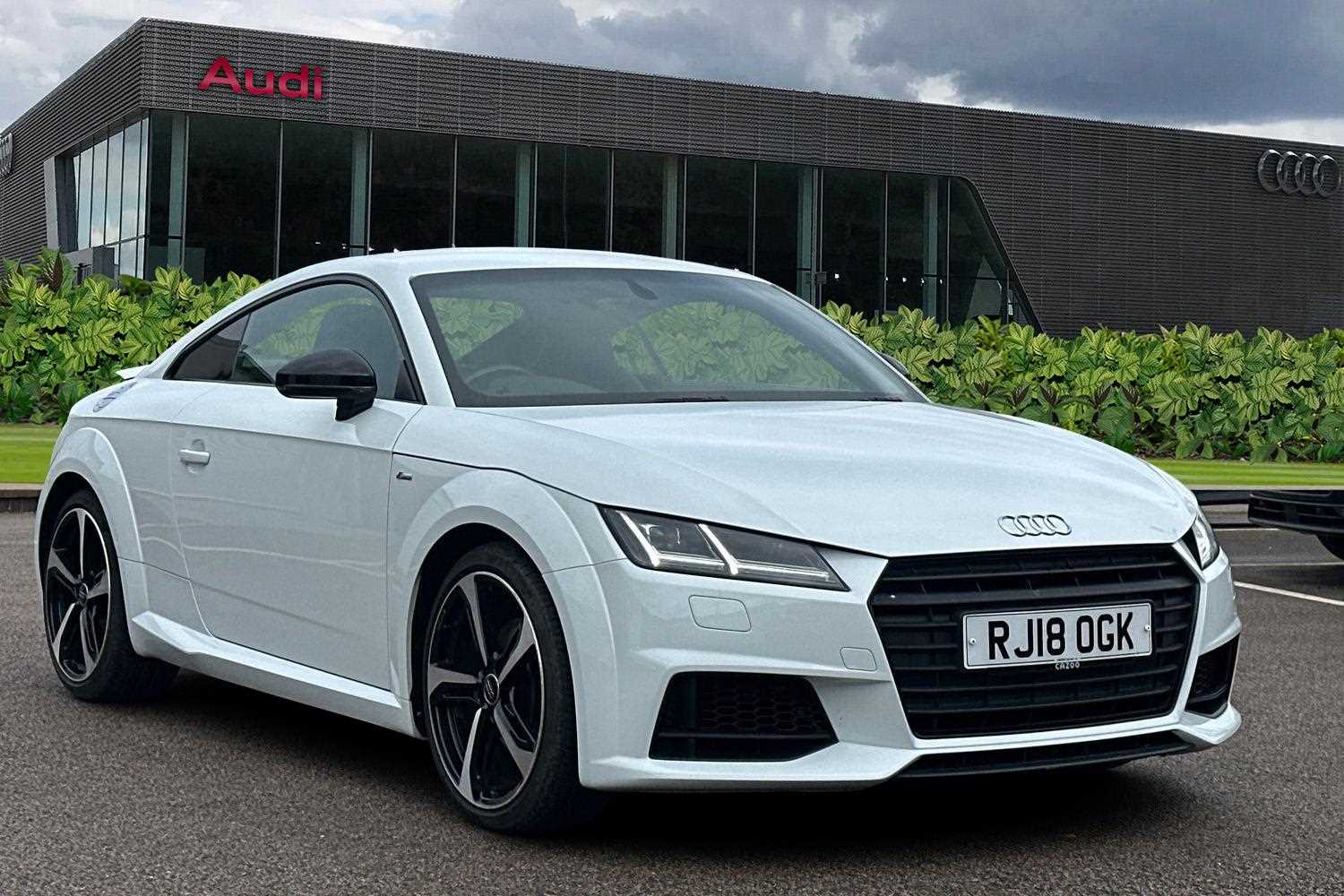 Main listing image - Audi TT