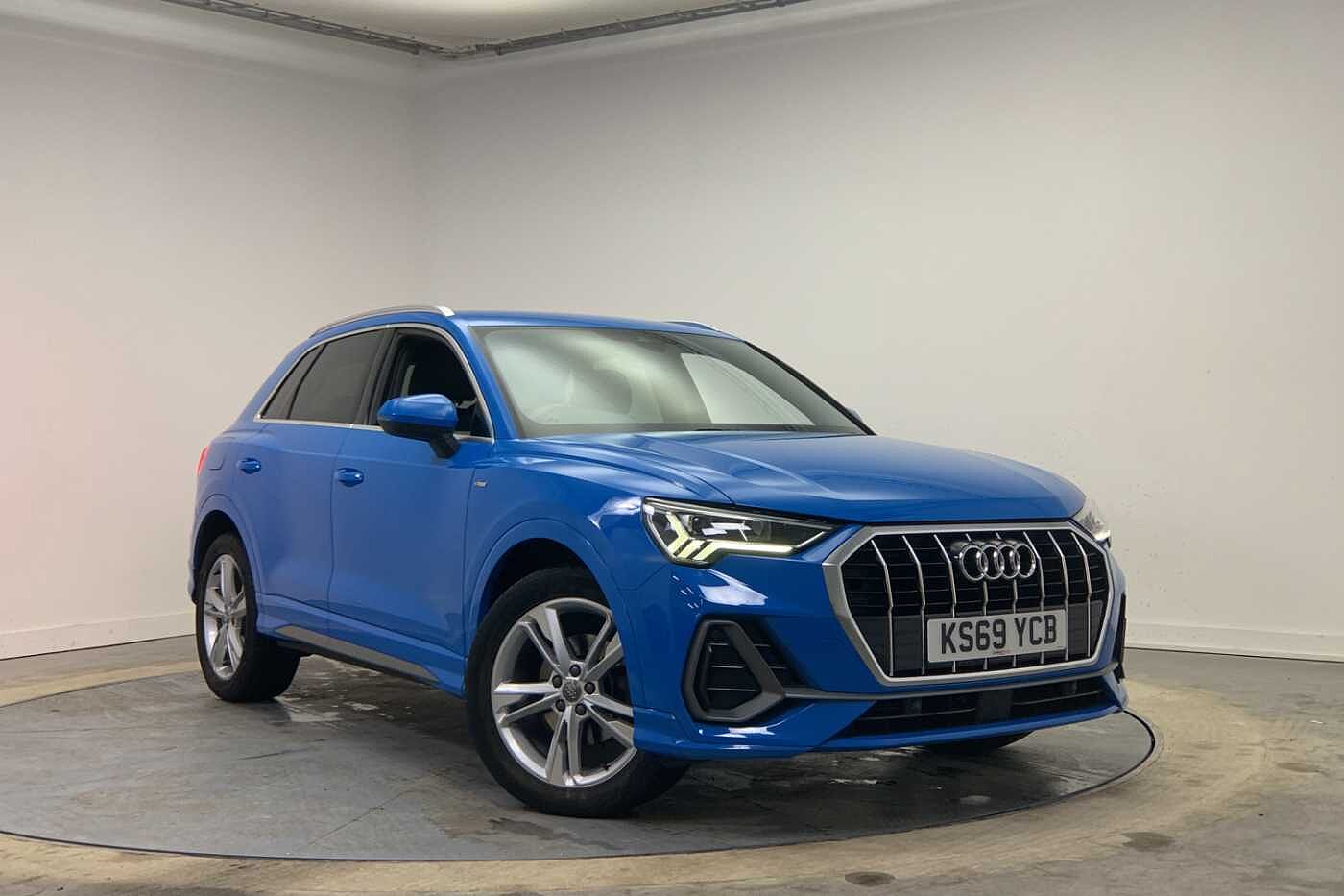 Main listing image - Audi Q3