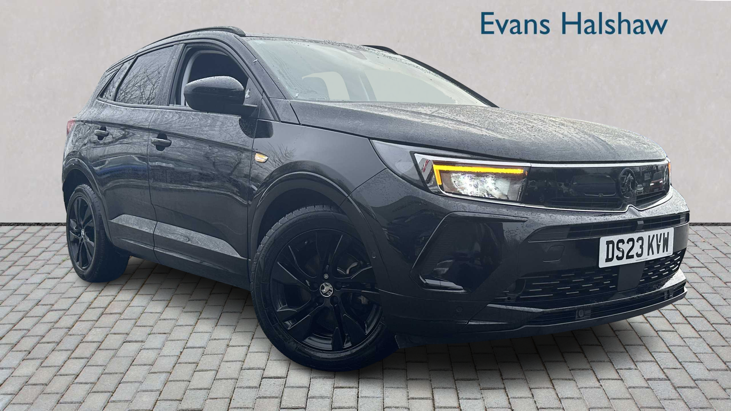 Main listing image - Vauxhall Grandland