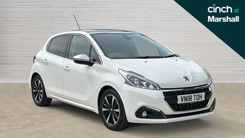 Main listing image - Peugeot 208