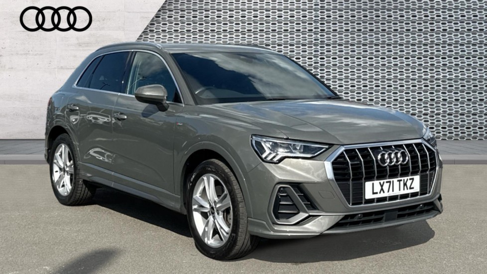 Main listing image - Audi Q3
