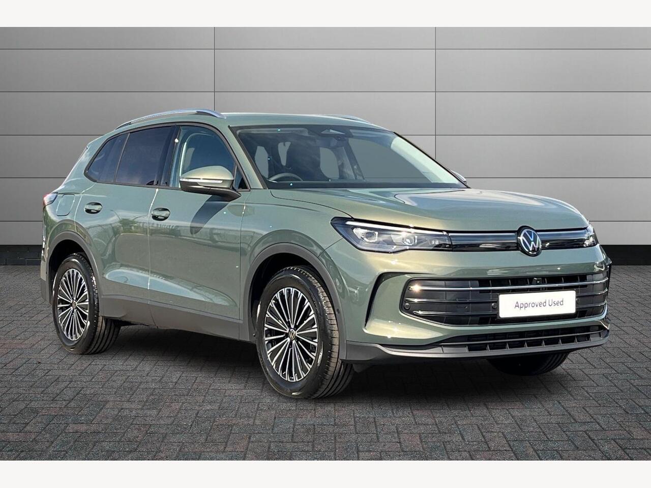 Main listing image - Volkswagen Tiguan