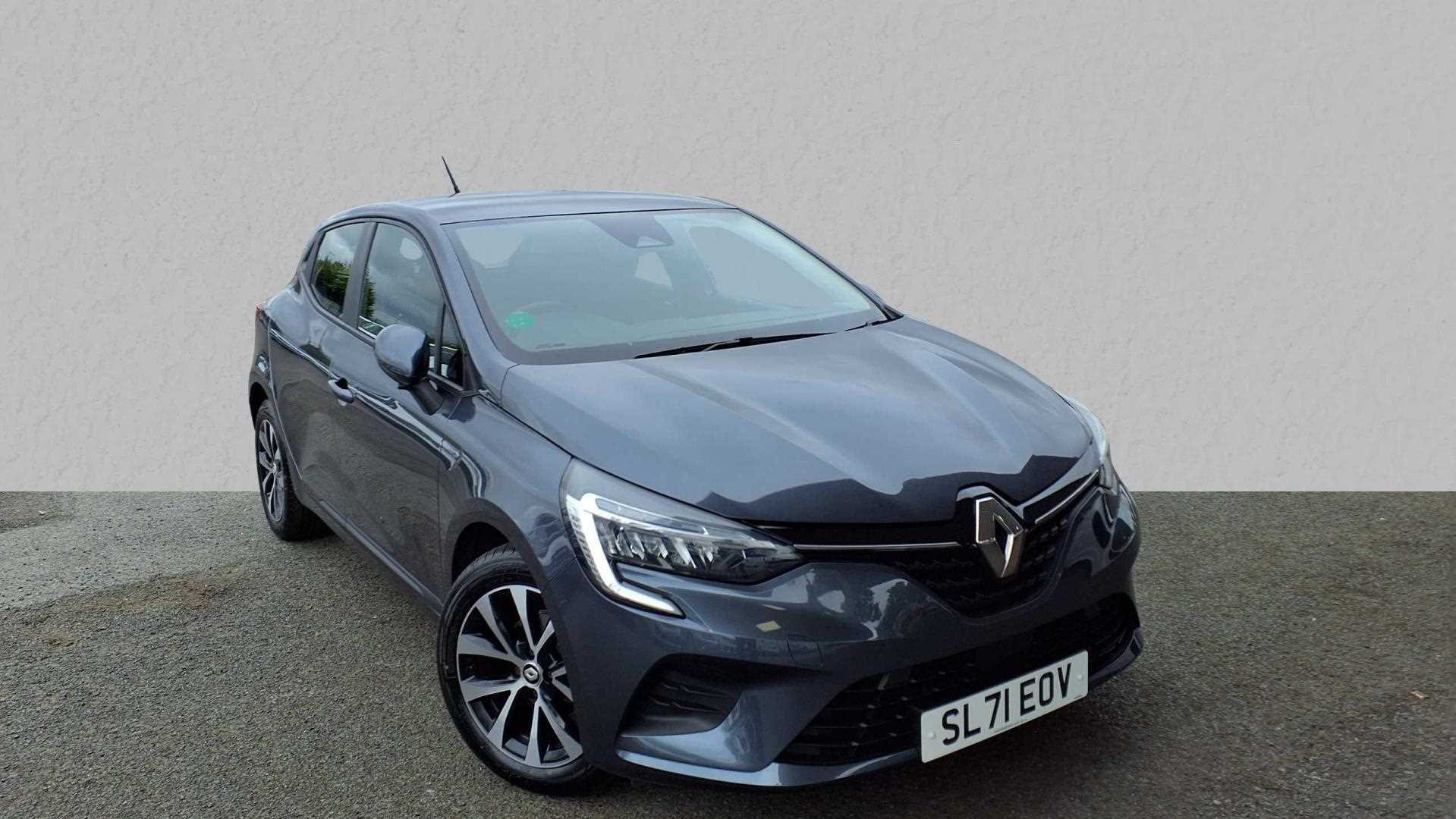 Main listing image - Renault Clio