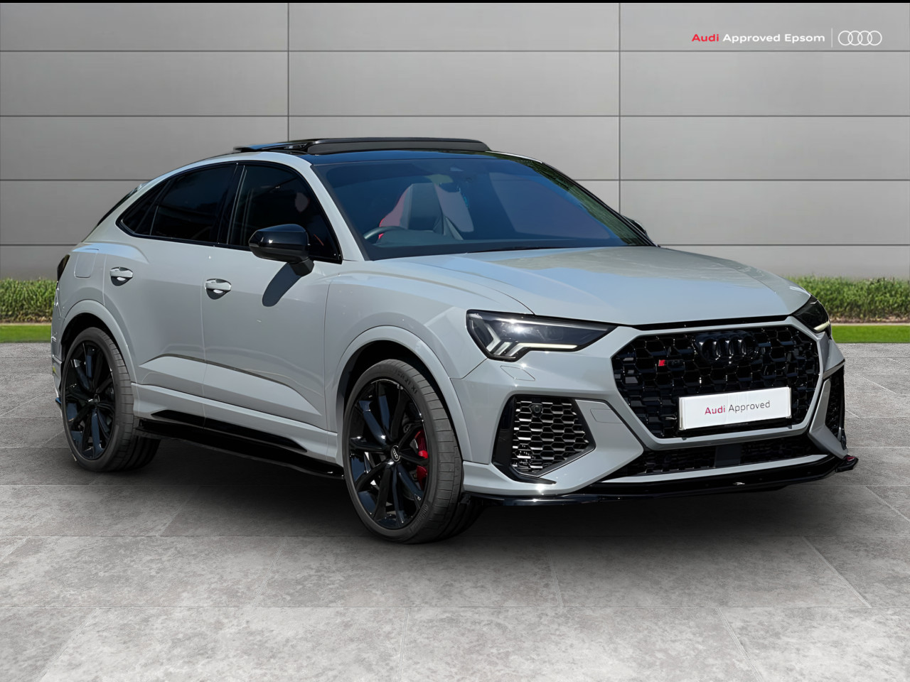 Main listing image - Audi RS Q3