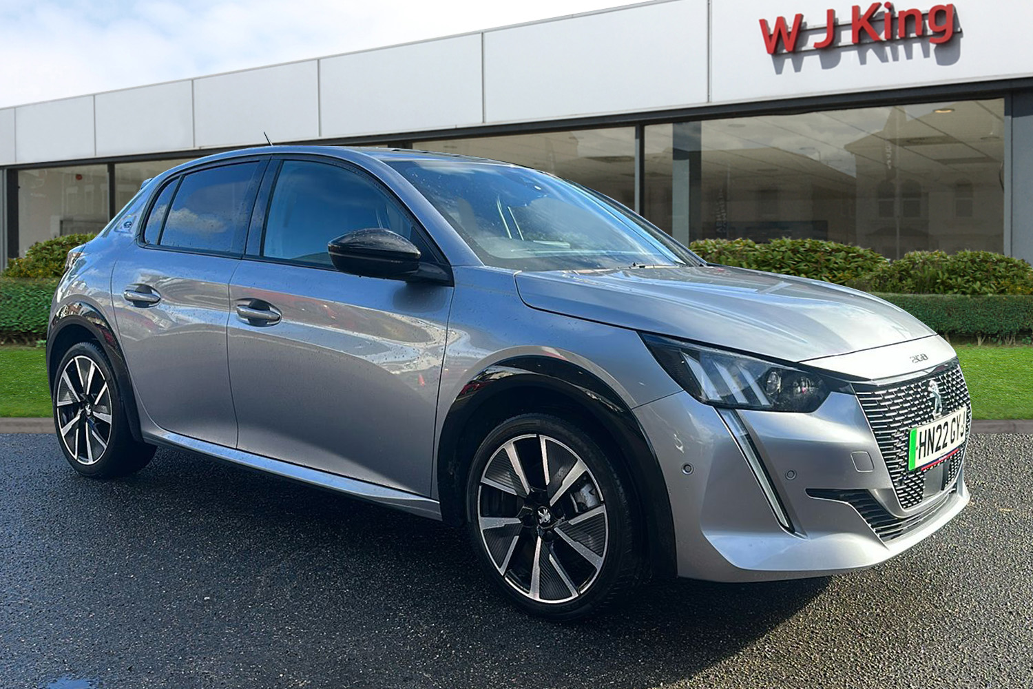 Main listing image - Peugeot e-208