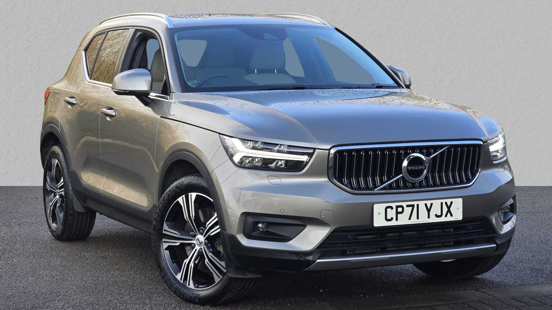 Main listing image - Volvo XC40 Recharge