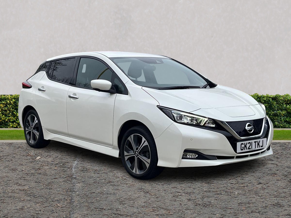 Main listing image - Nissan Leaf