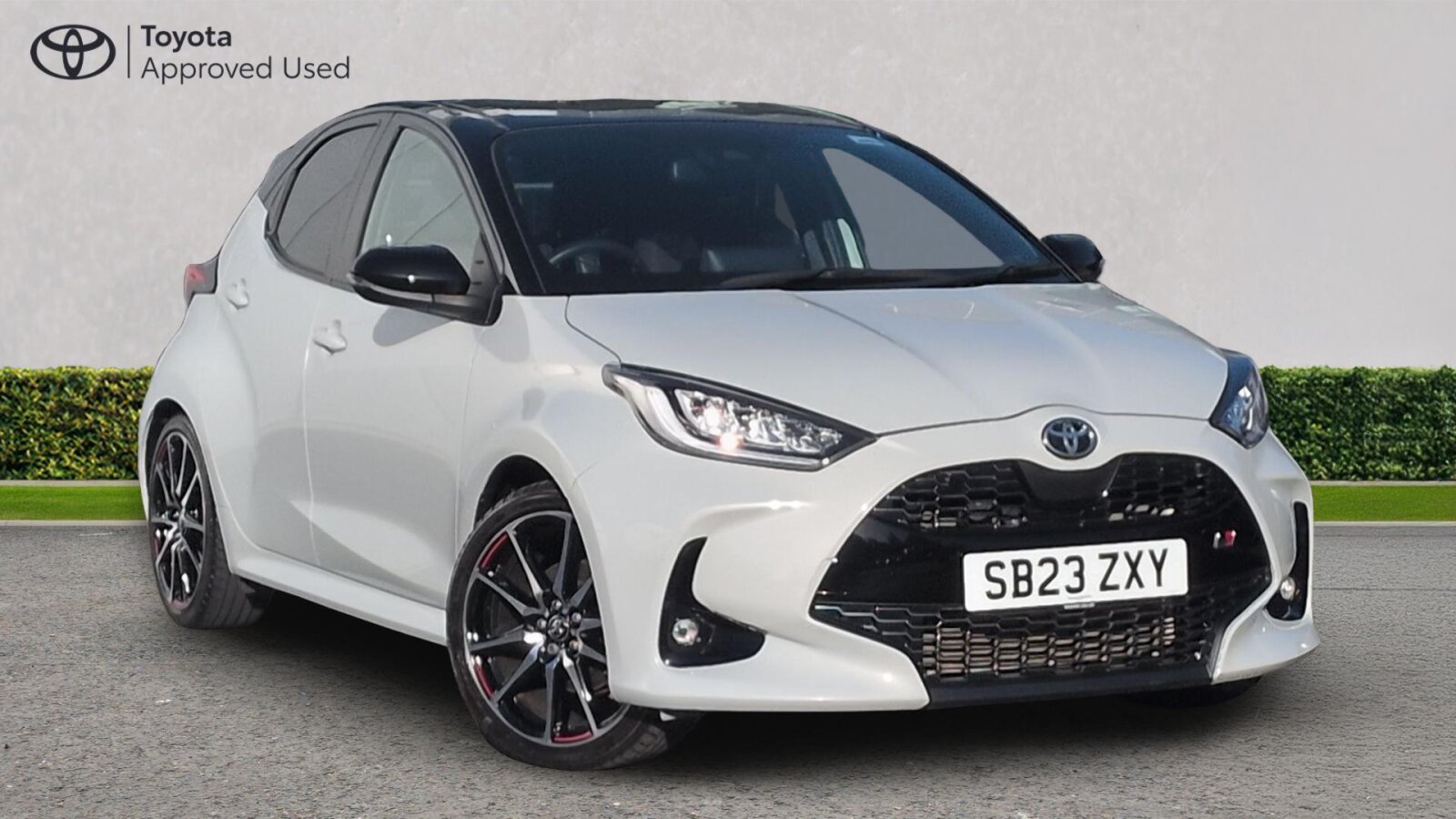 Main listing image - Toyota Yaris