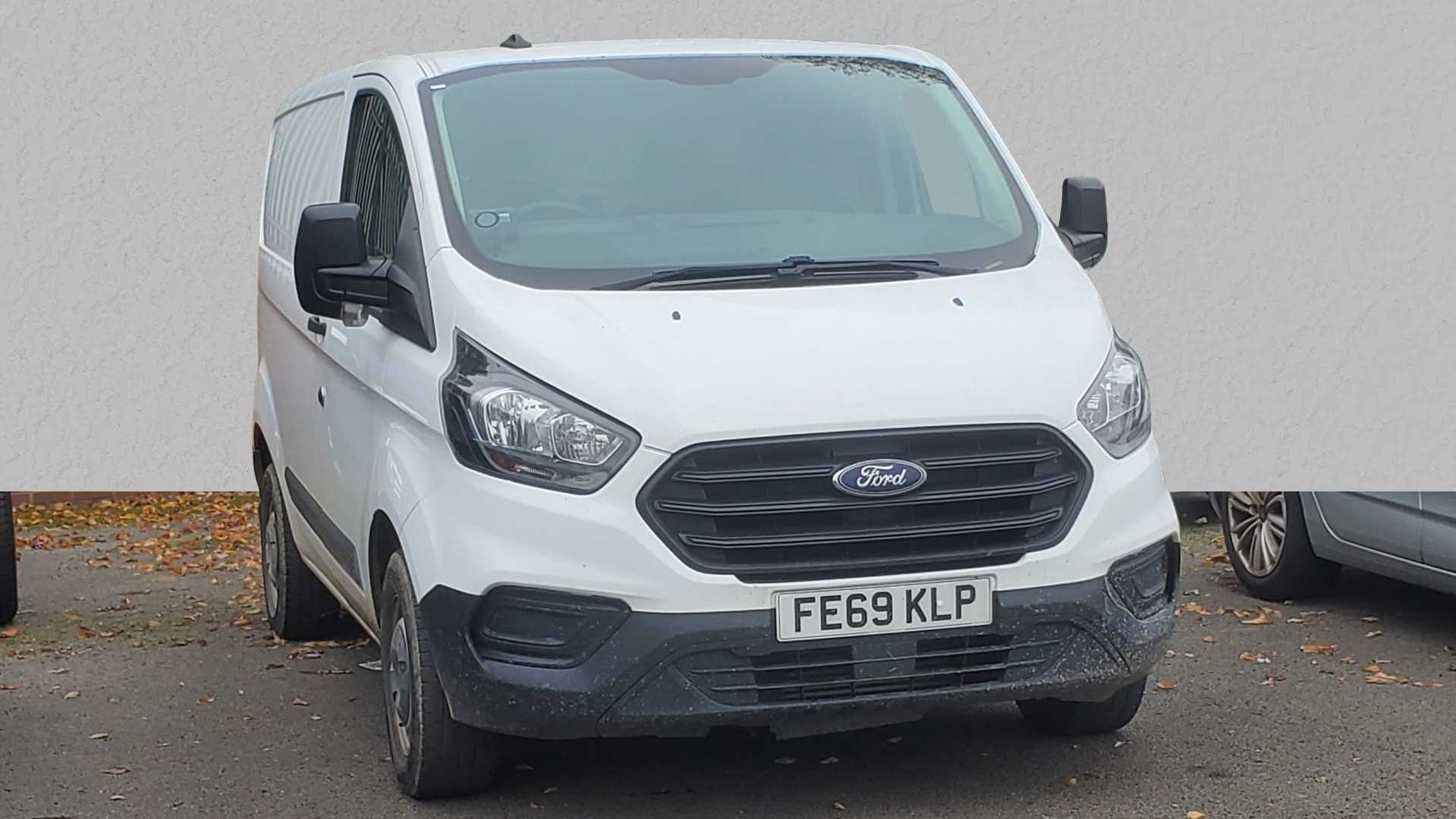 Main listing image - Ford Transit Custom