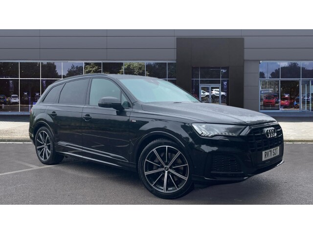 Main listing image - Audi Q7