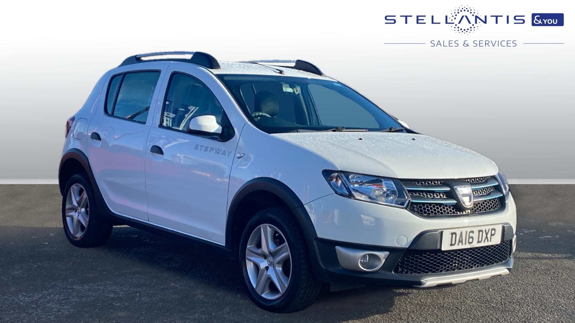 Main listing image - Dacia Sandero Stepway