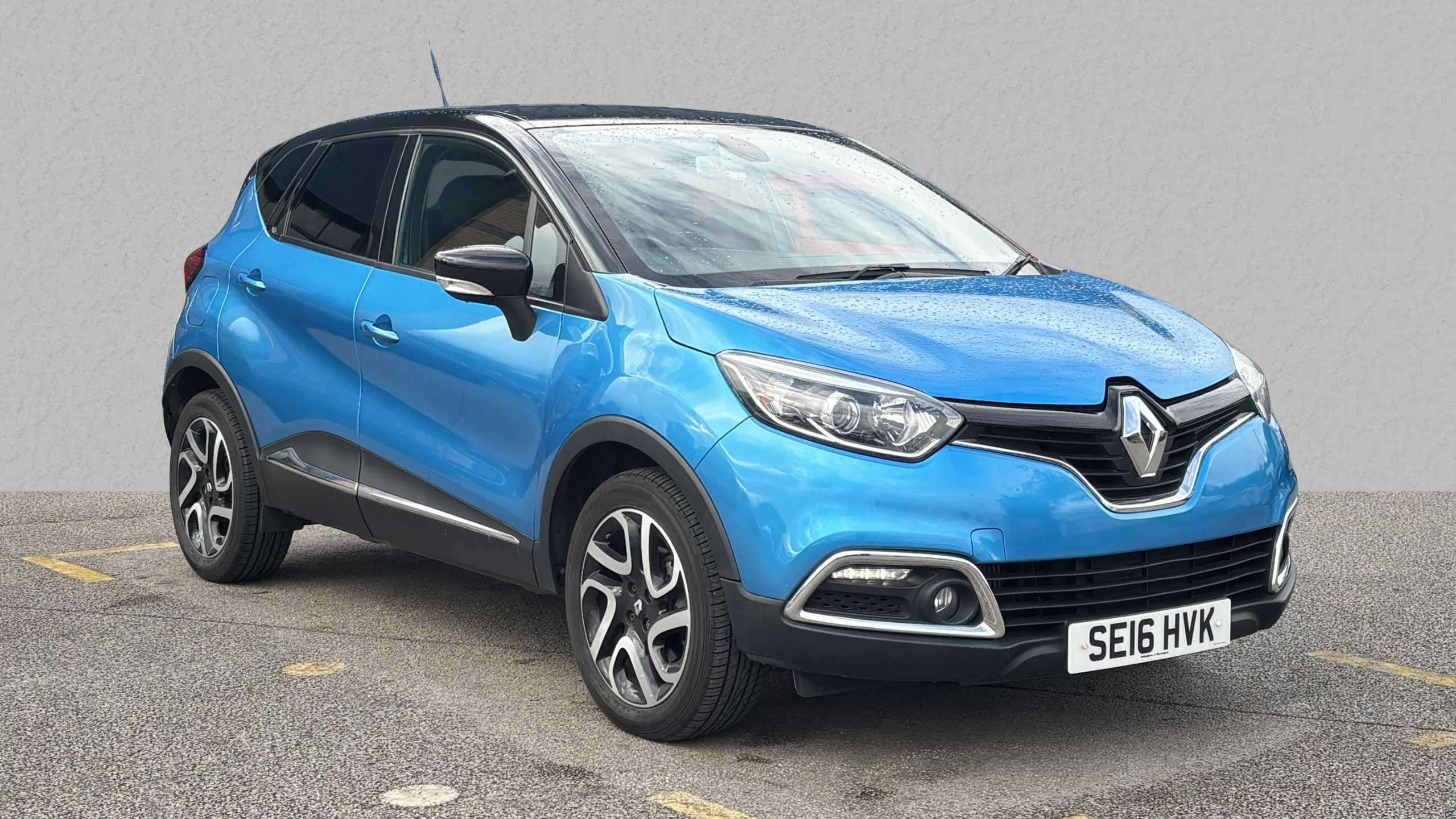 Main listing image - Renault Captur