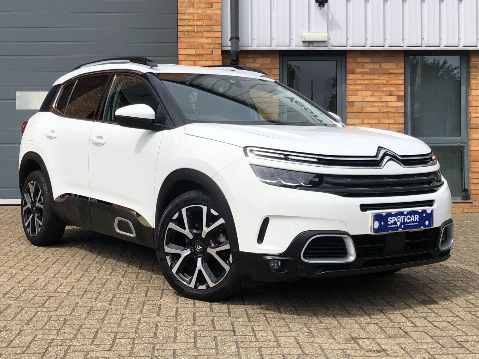 Main listing image - Citroen C5 Aircross