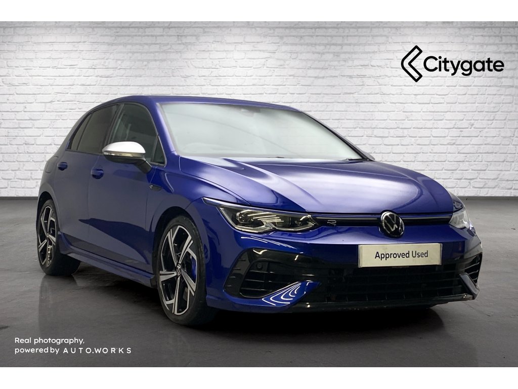 Main listing image - Volkswagen Golf