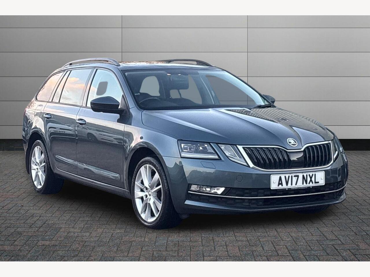 Main listing image - Skoda Octavia Estate
