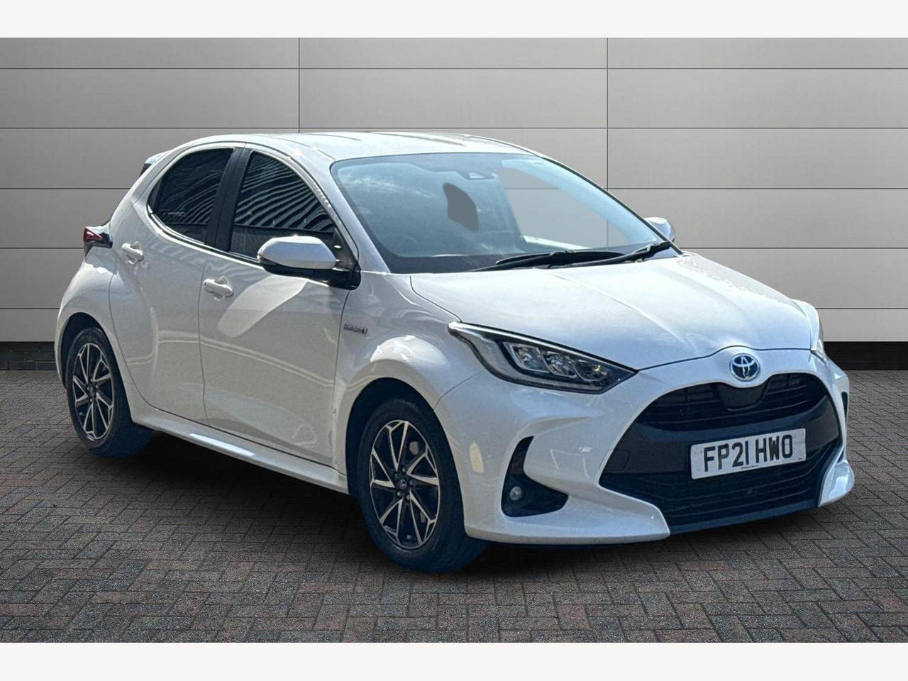 Main listing image - Toyota Yaris