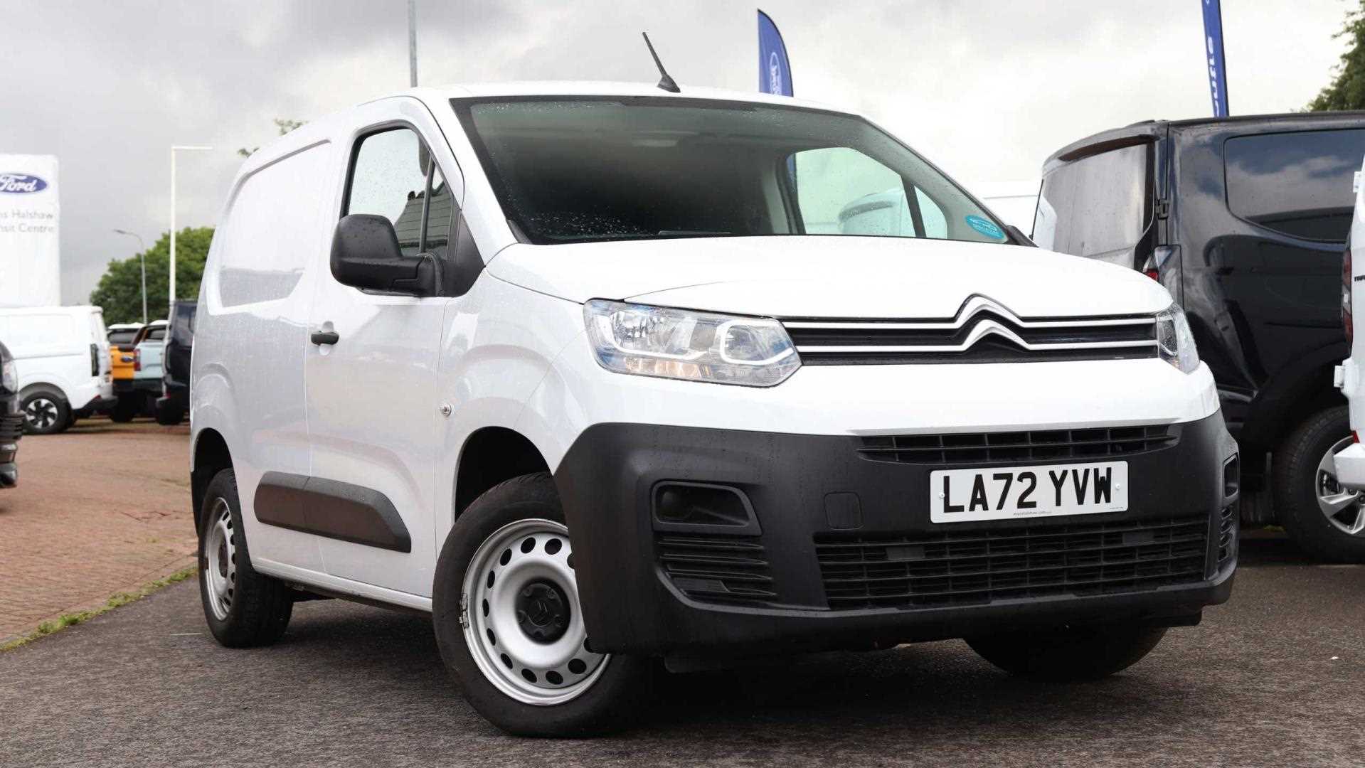 Main listing image - Citroen Berlingo Van
