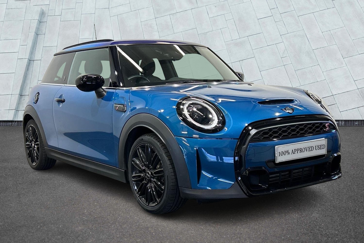 Main listing image - MINI Hatchback