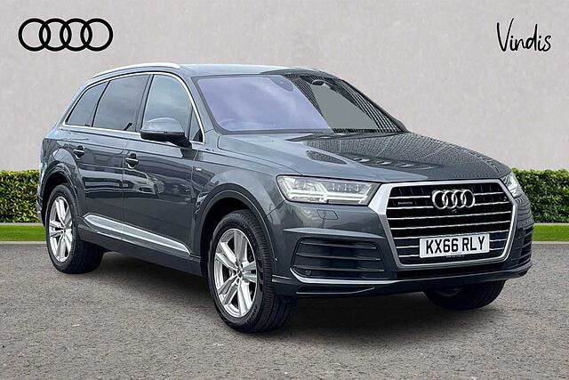 Main listing image - Audi Q7