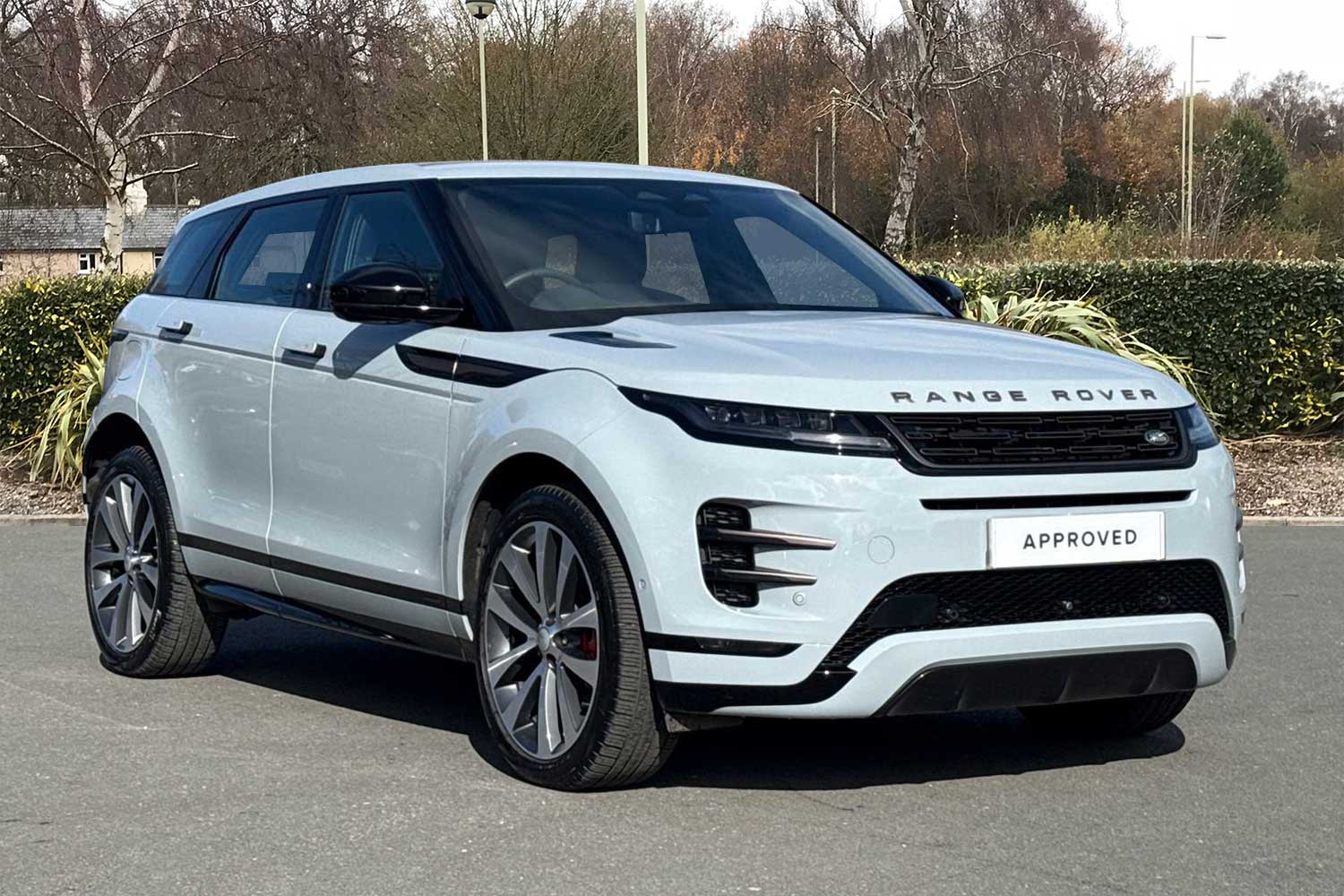 Main listing image - Land Rover Range Rover Evoque