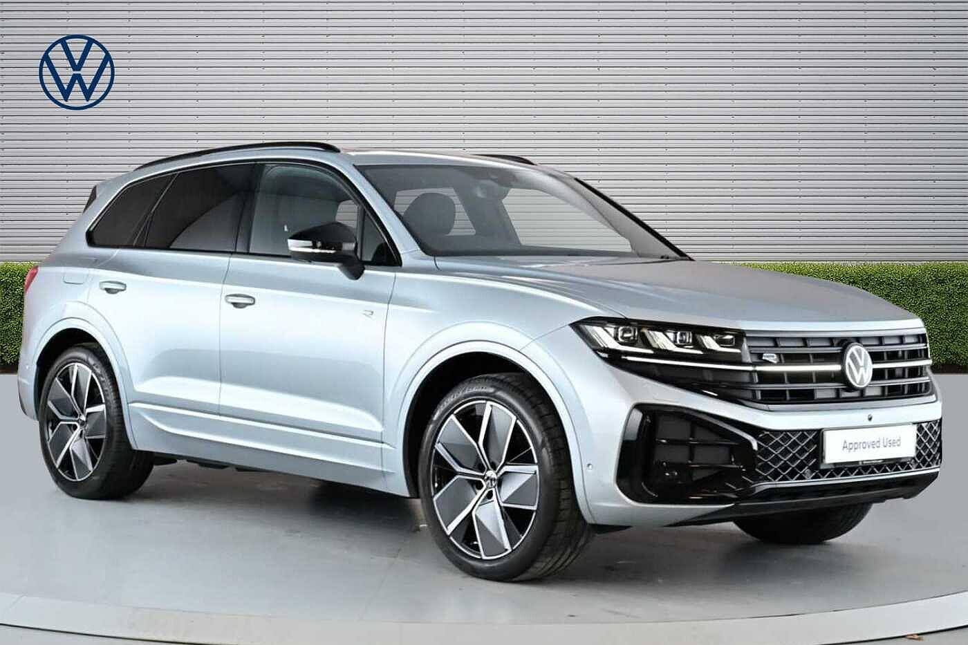 Main listing image - Volkswagen Touareg