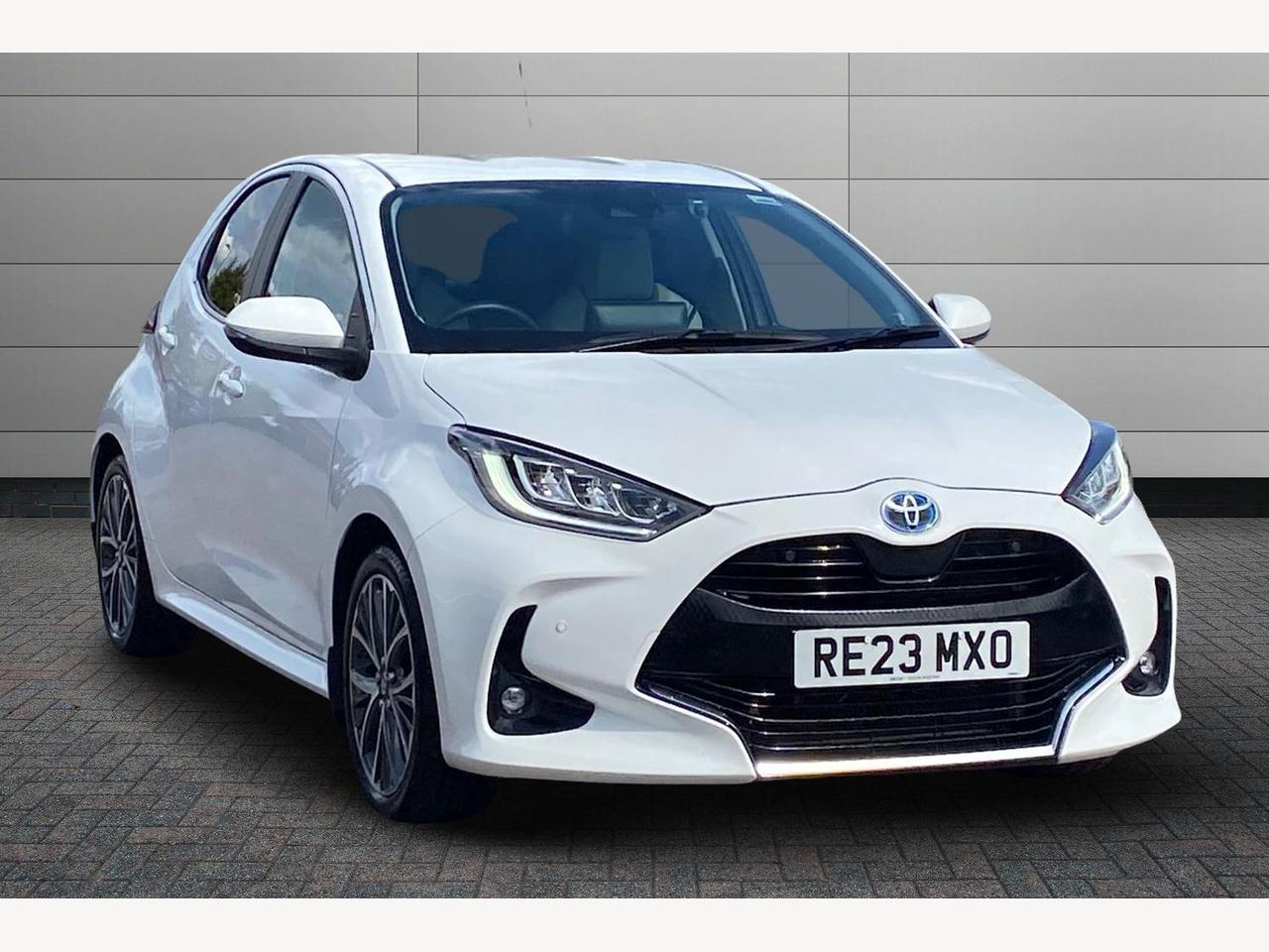 Main listing image - Toyota Yaris