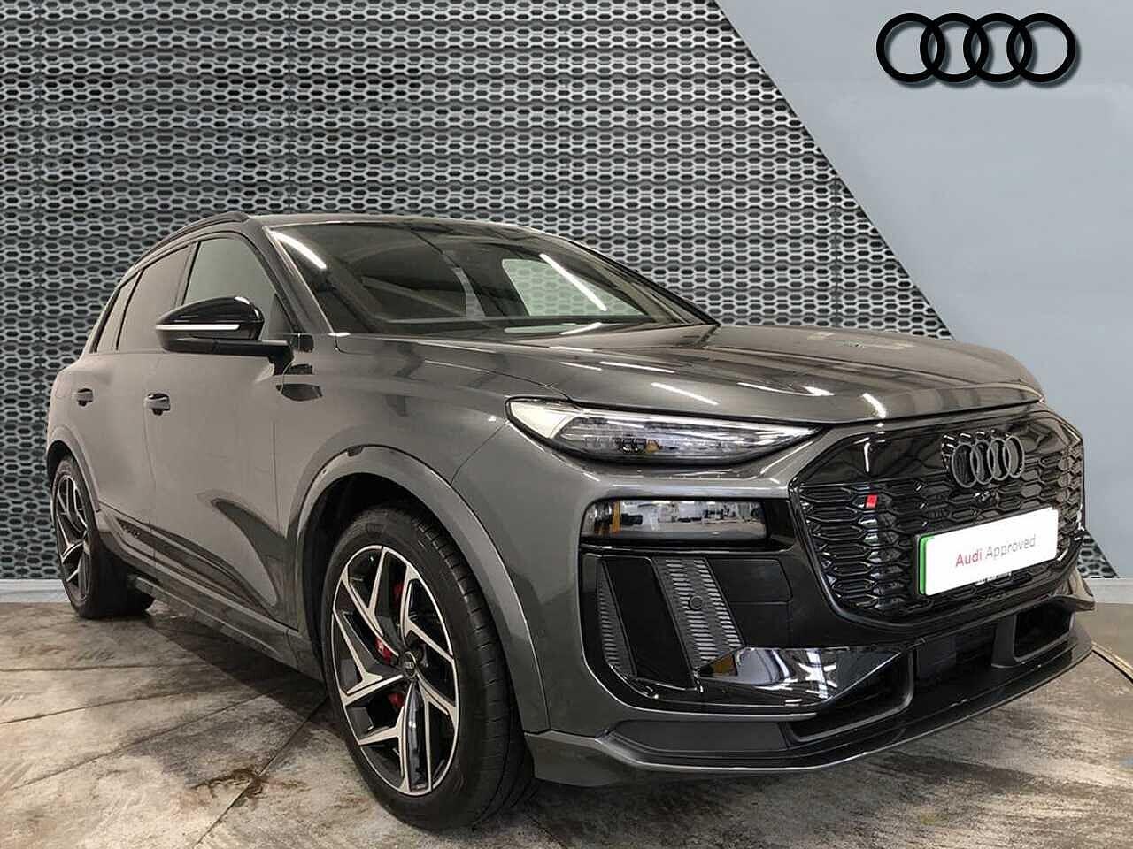 Main listing image - Audi Q6