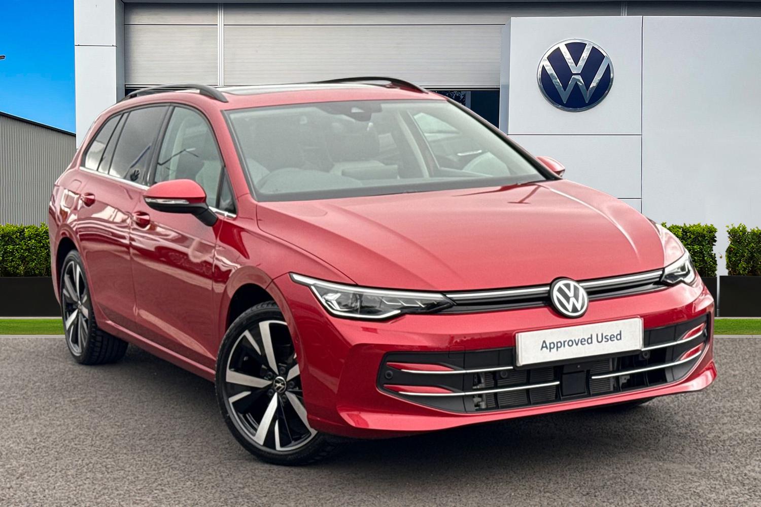 Main listing image - Volkswagen Golf Estate