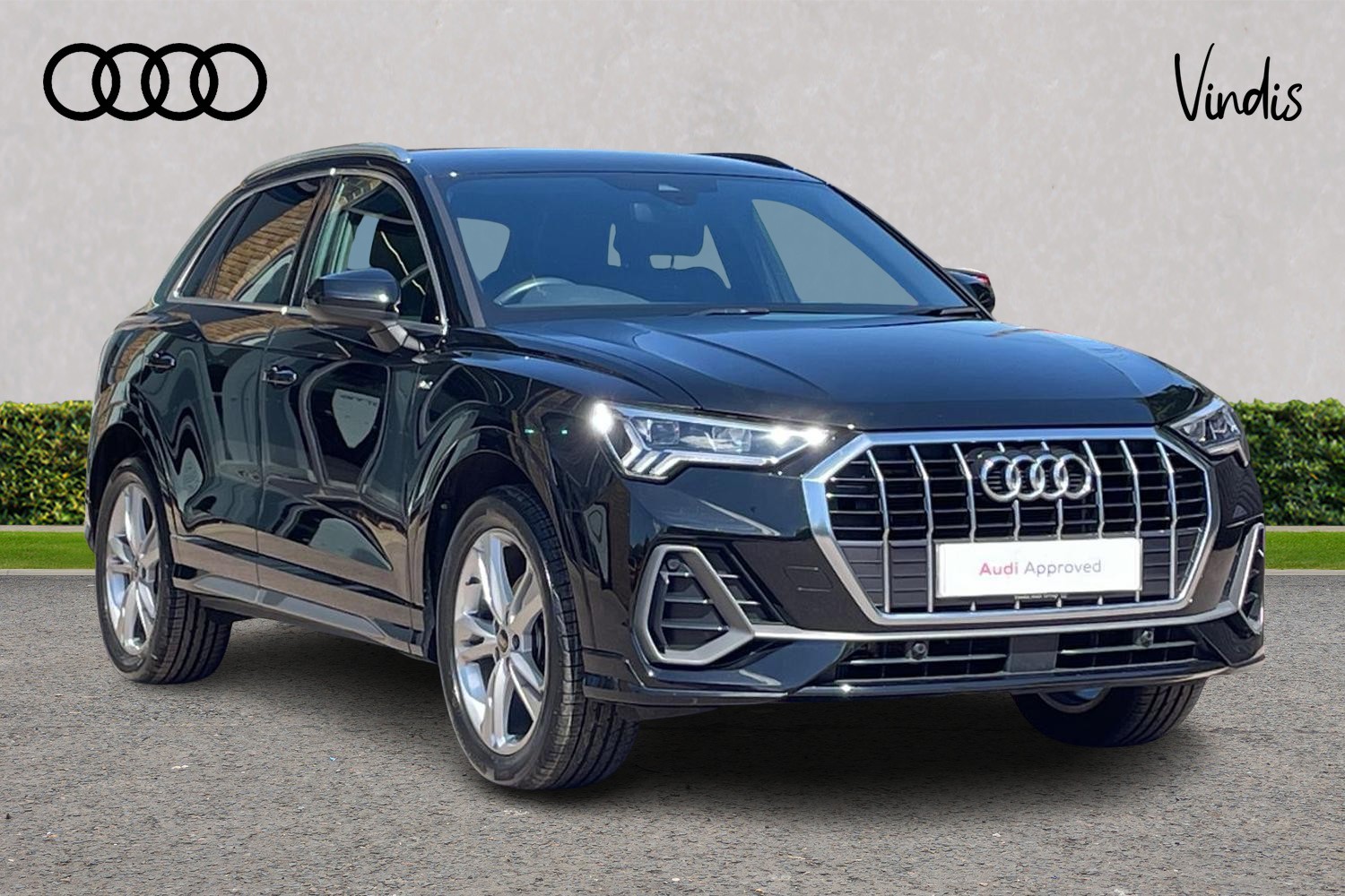 Main listing image - Audi Q3