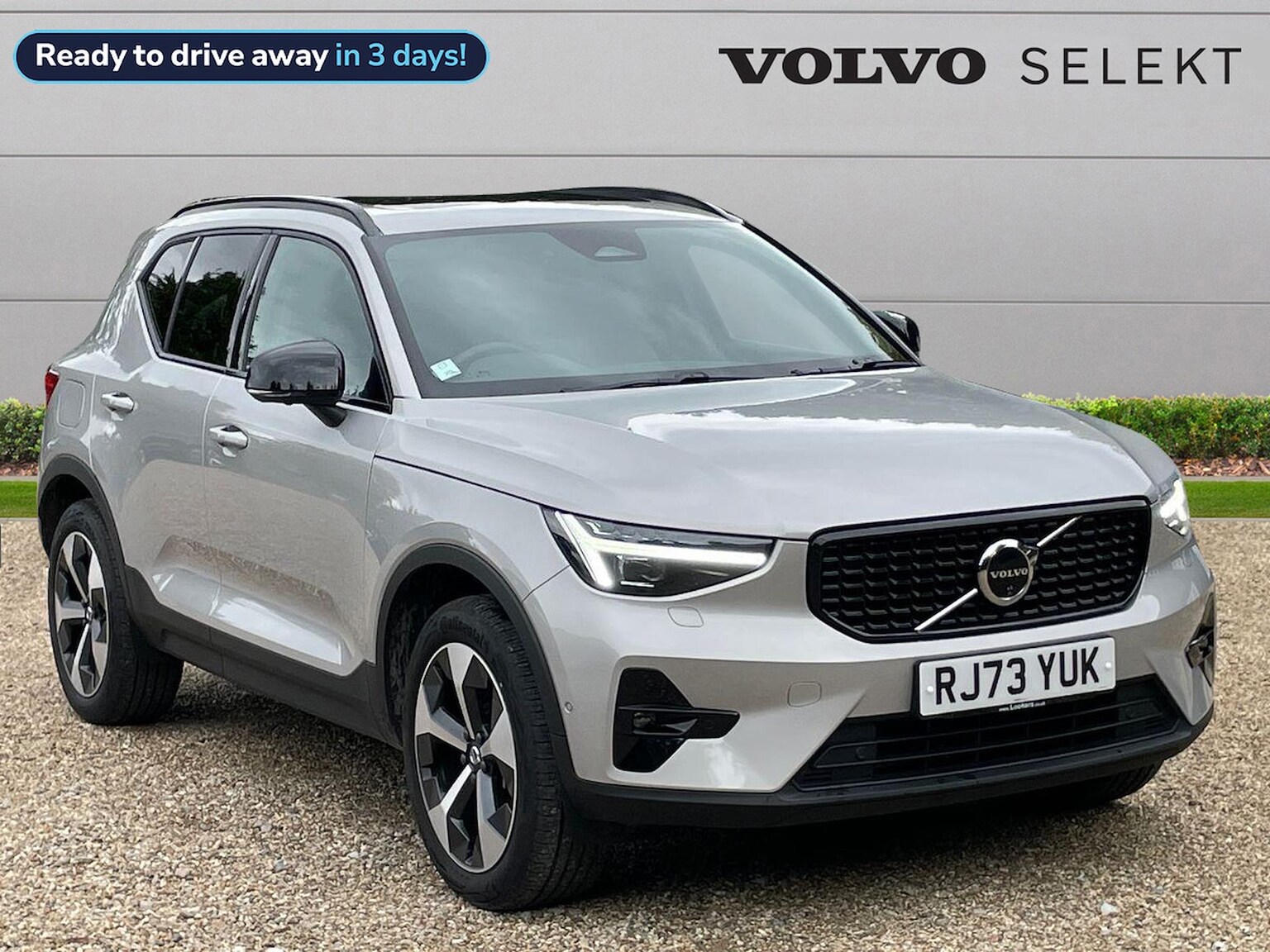 Main listing image - Volvo XC40