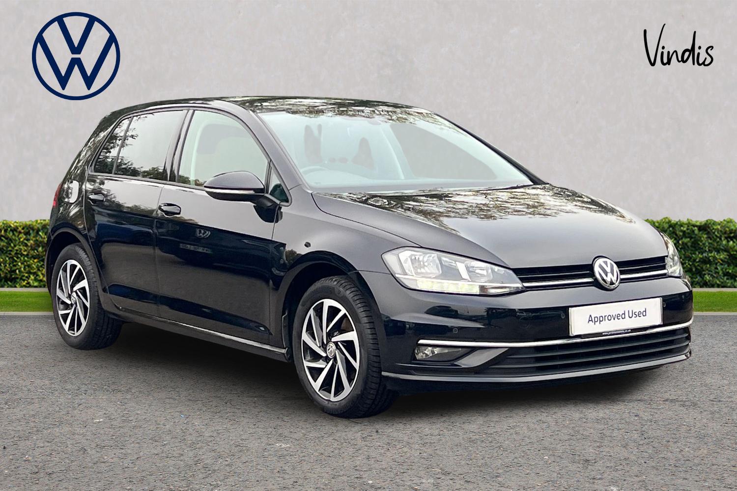 Main listing image - Volkswagen Golf