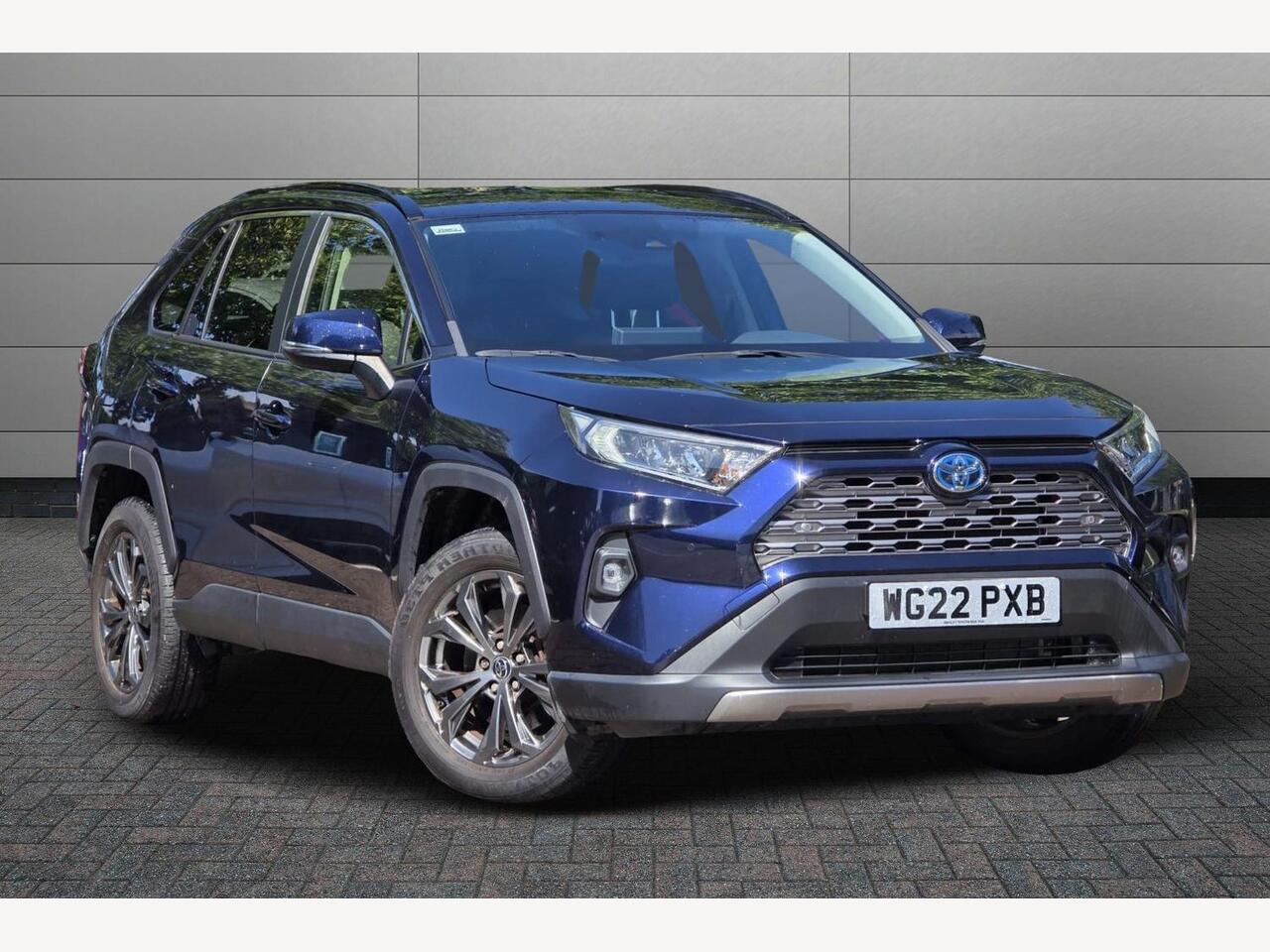 Main listing image - Toyota RAV4