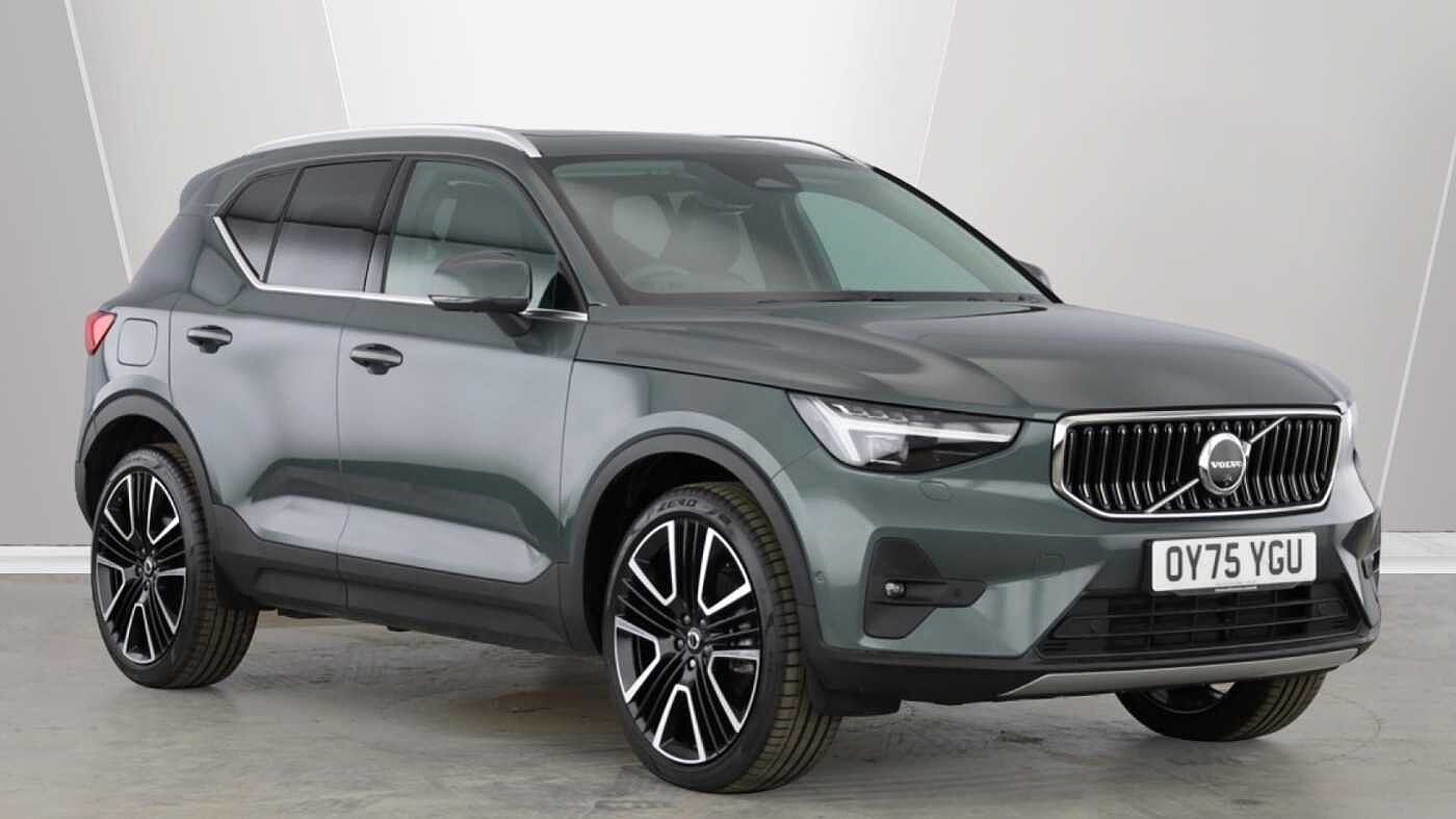 Main listing image - Volvo XC40