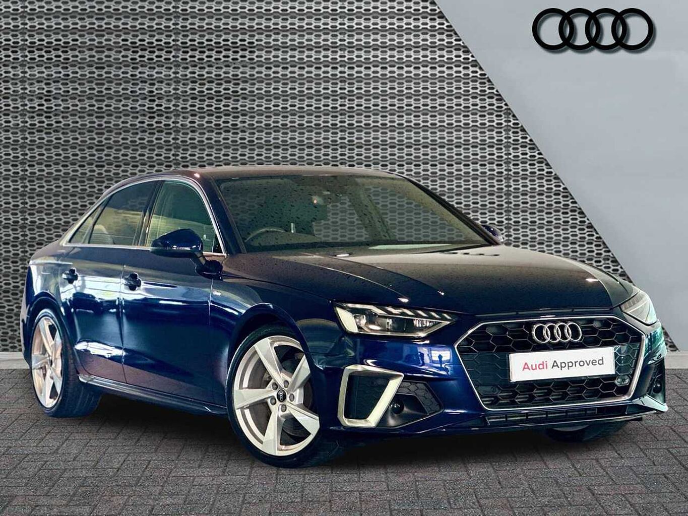Main listing image - Audi A4