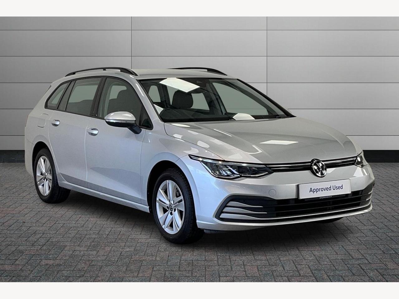 Main listing image - Volkswagen Golf Estate