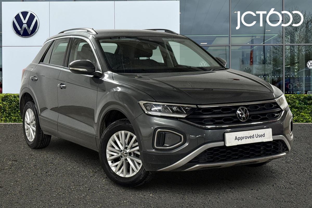 Main listing image - Volkswagen T-Roc