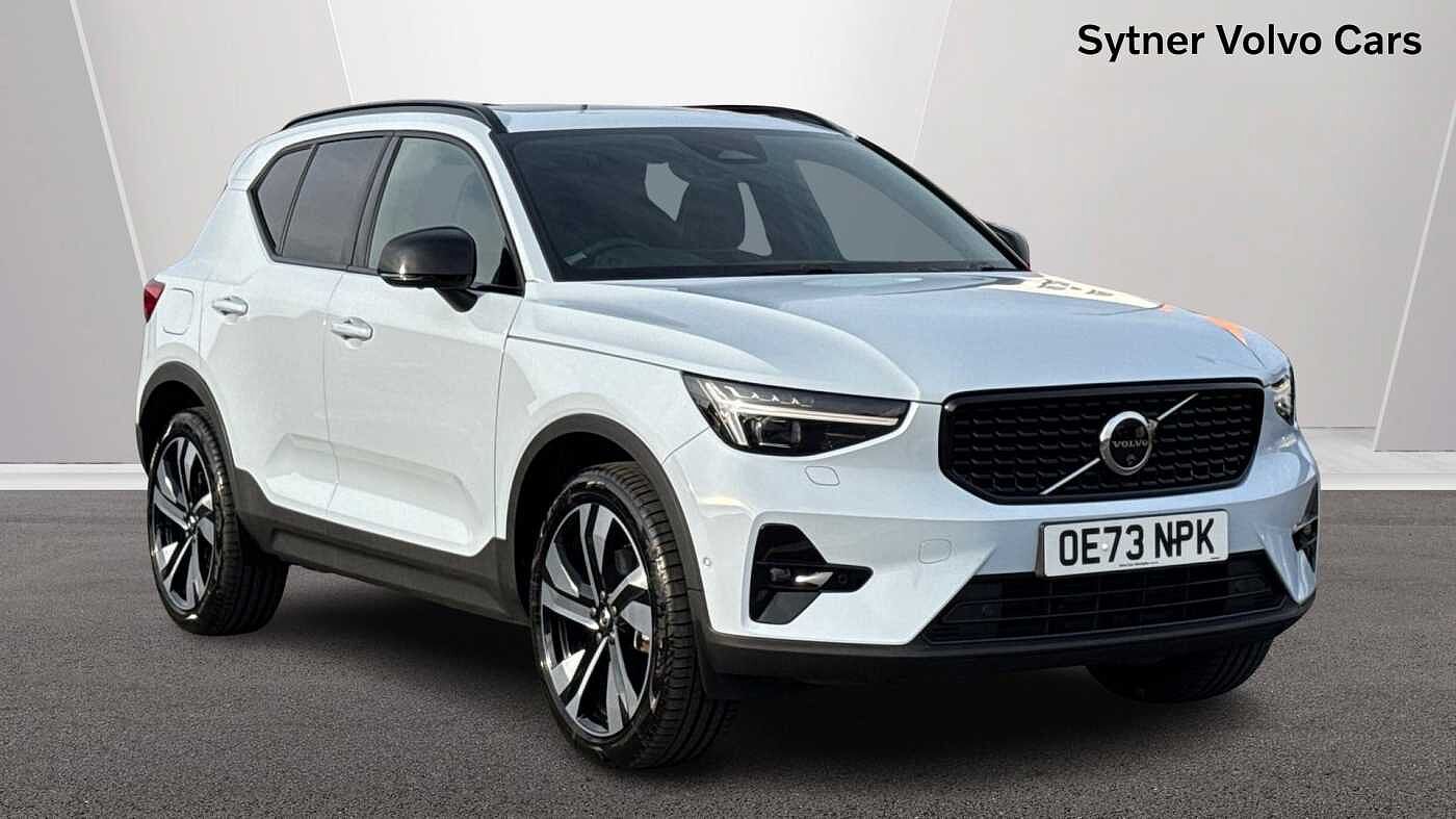 Main listing image - Volvo XC40