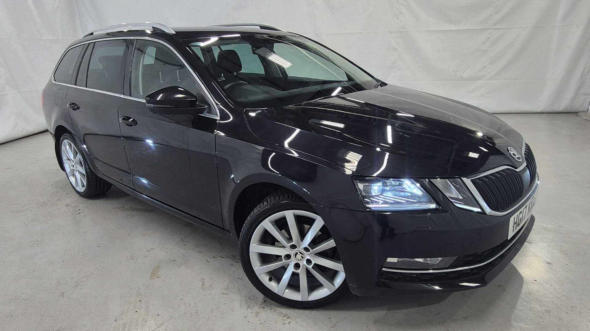 Main listing image - Skoda Octavia Estate