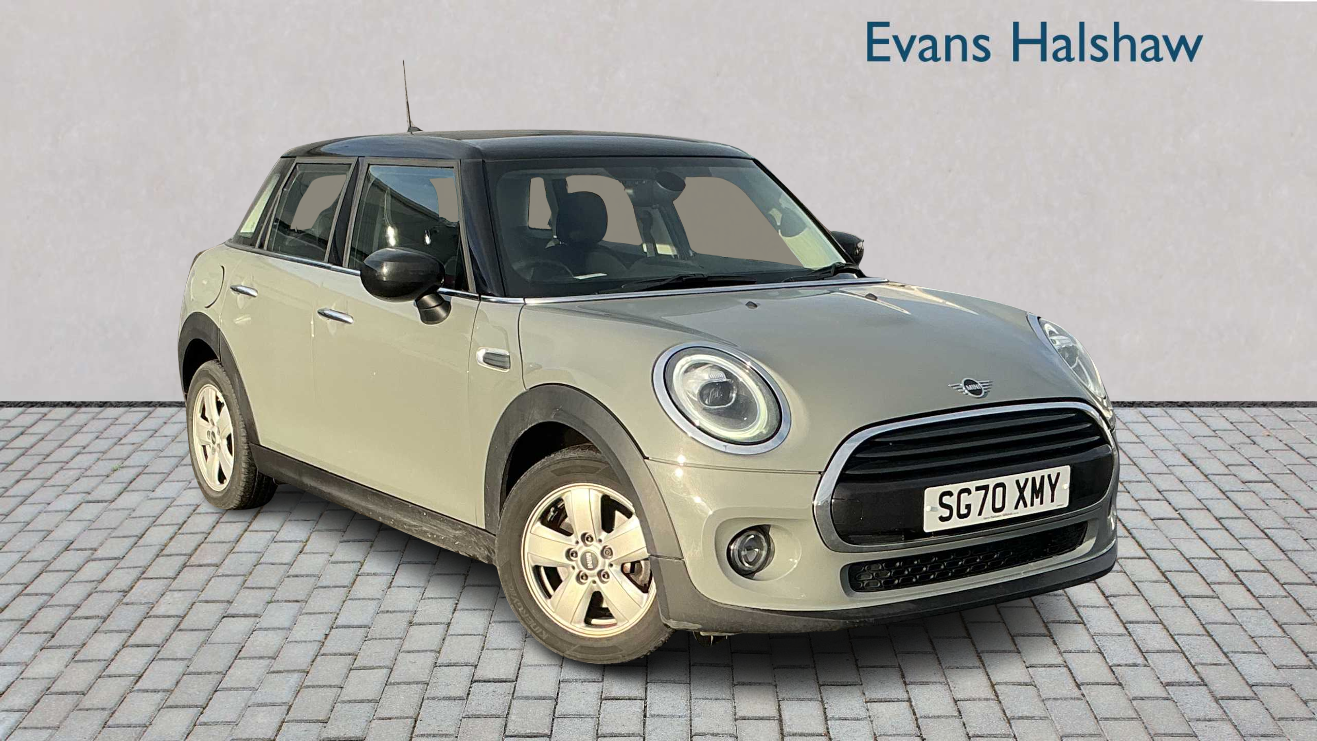 Main listing image - MINI Hatchback 5dr