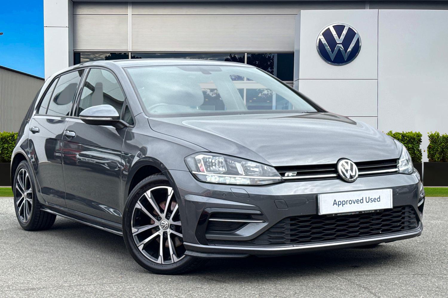Main listing image - Volkswagen Golf