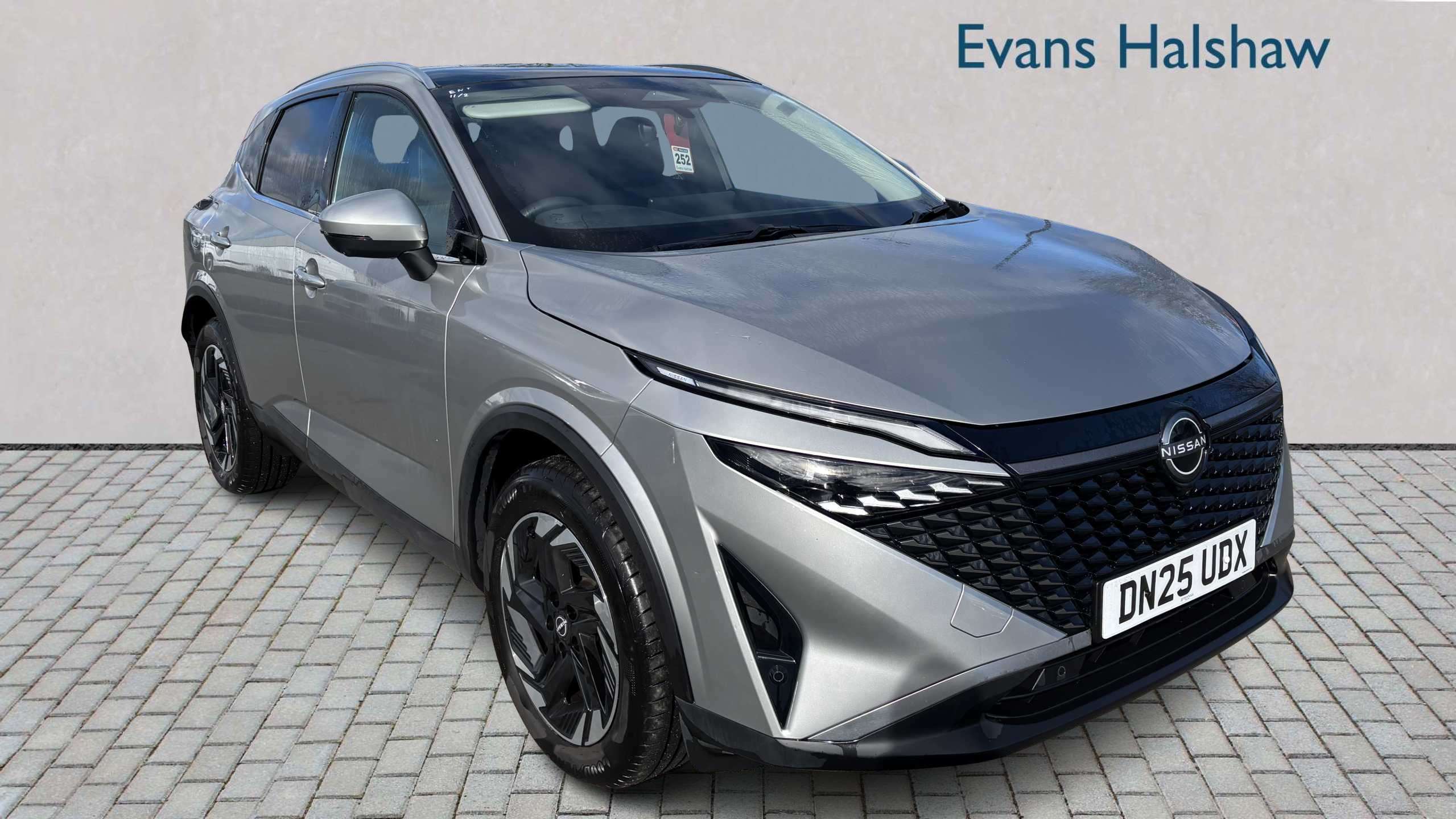 Main listing image - Nissan Qashqai