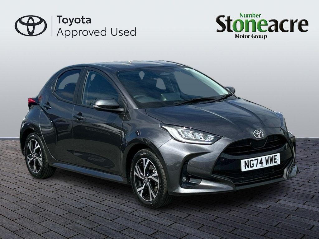 Main listing image - Toyota Yaris