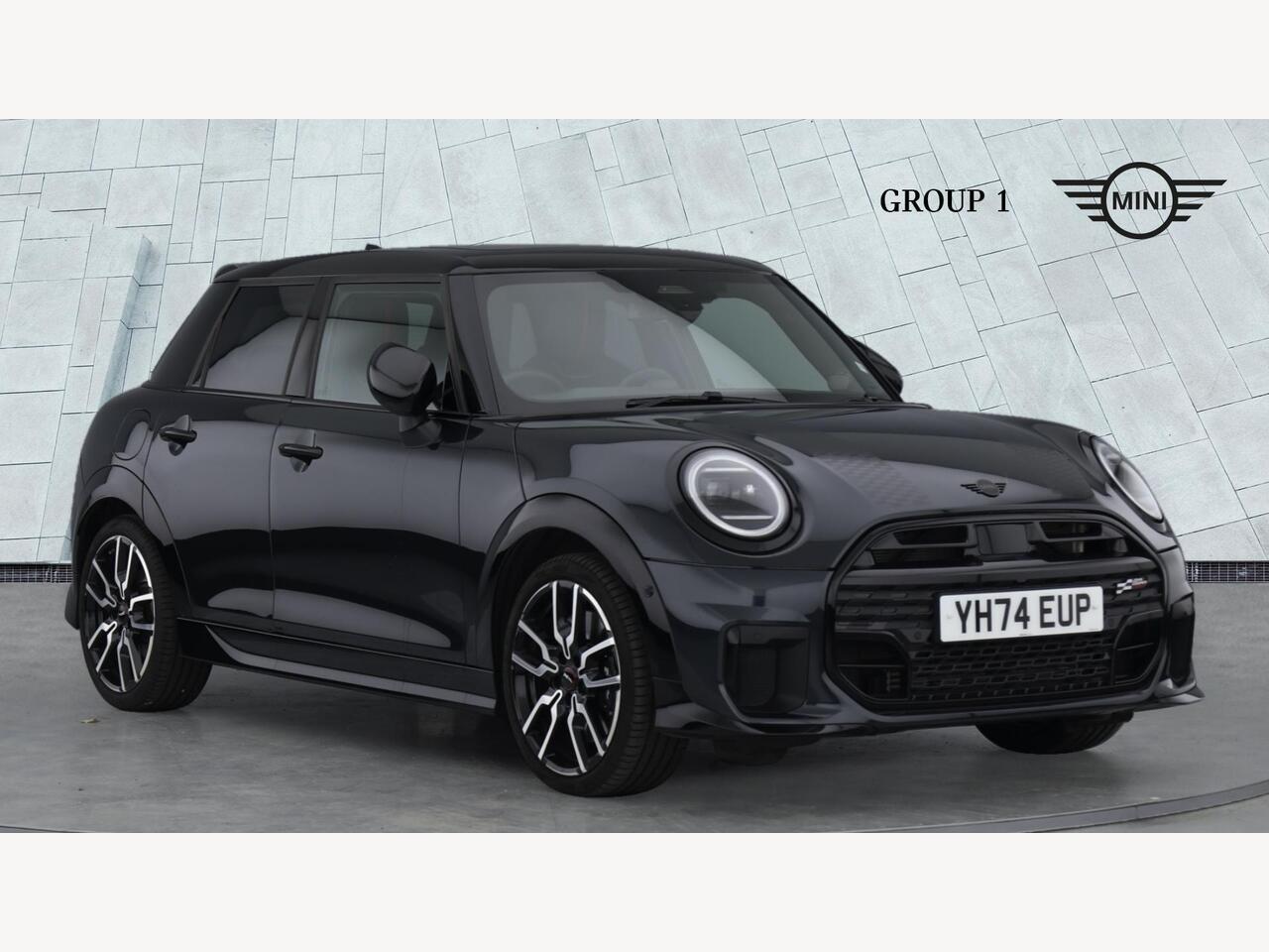 Main listing image - MINI Hatchback 5dr