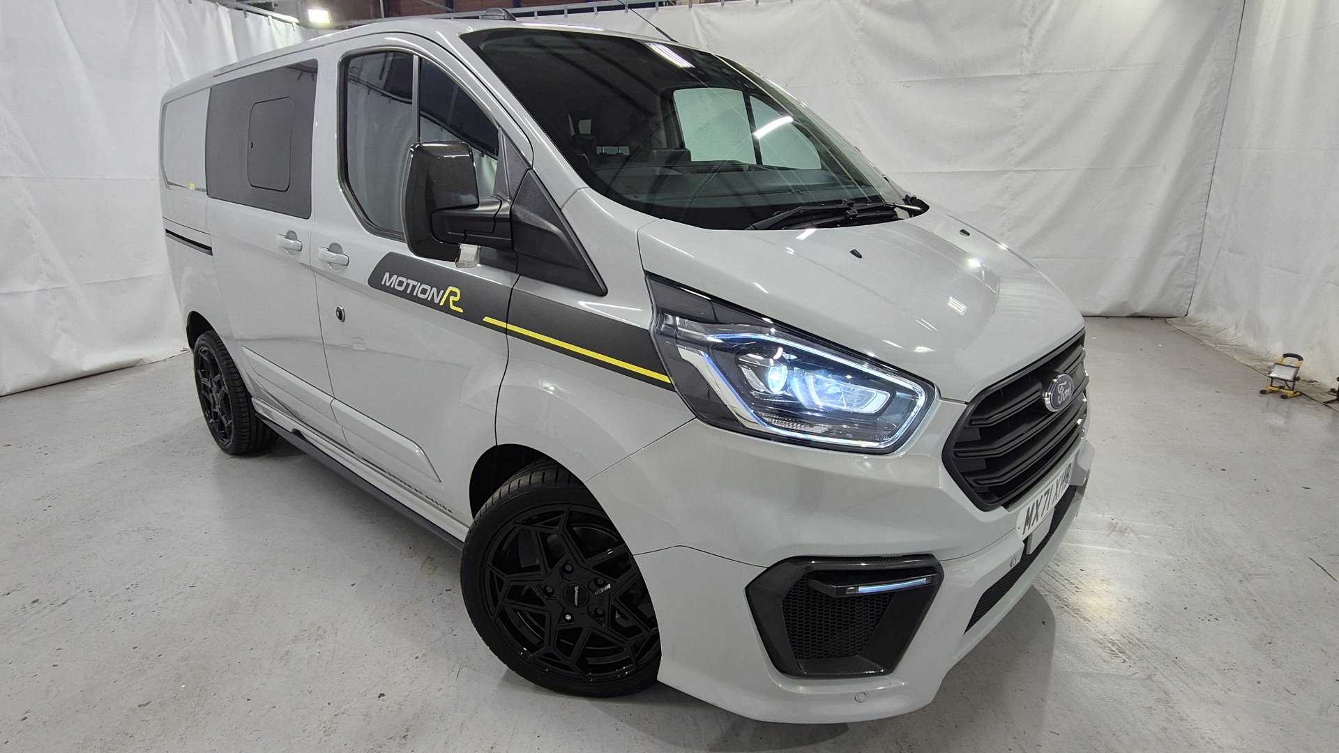 Main listing image - Ford Transit Custom
