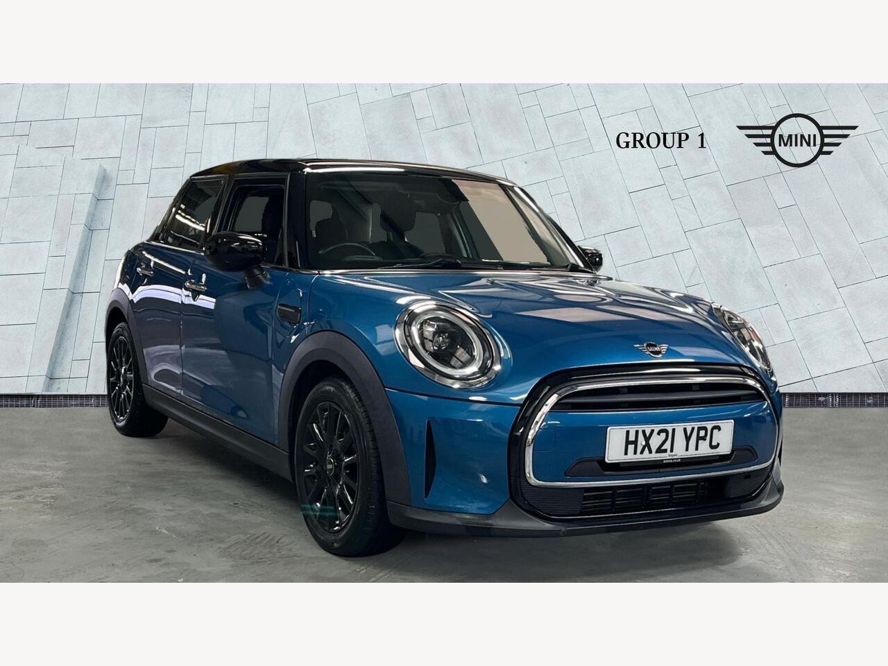 Main listing image - MINI Hatchback 5dr