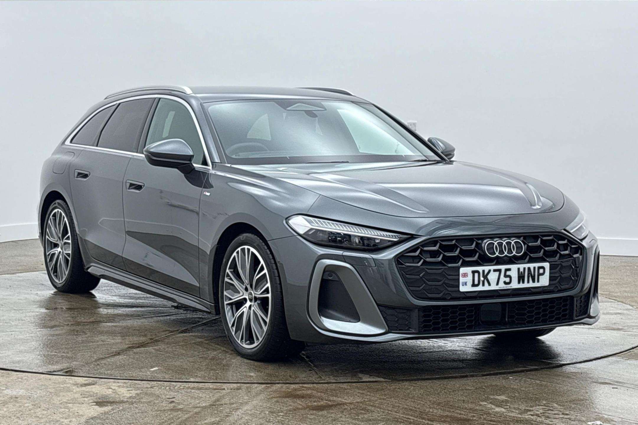 Main listing image - Audi A5