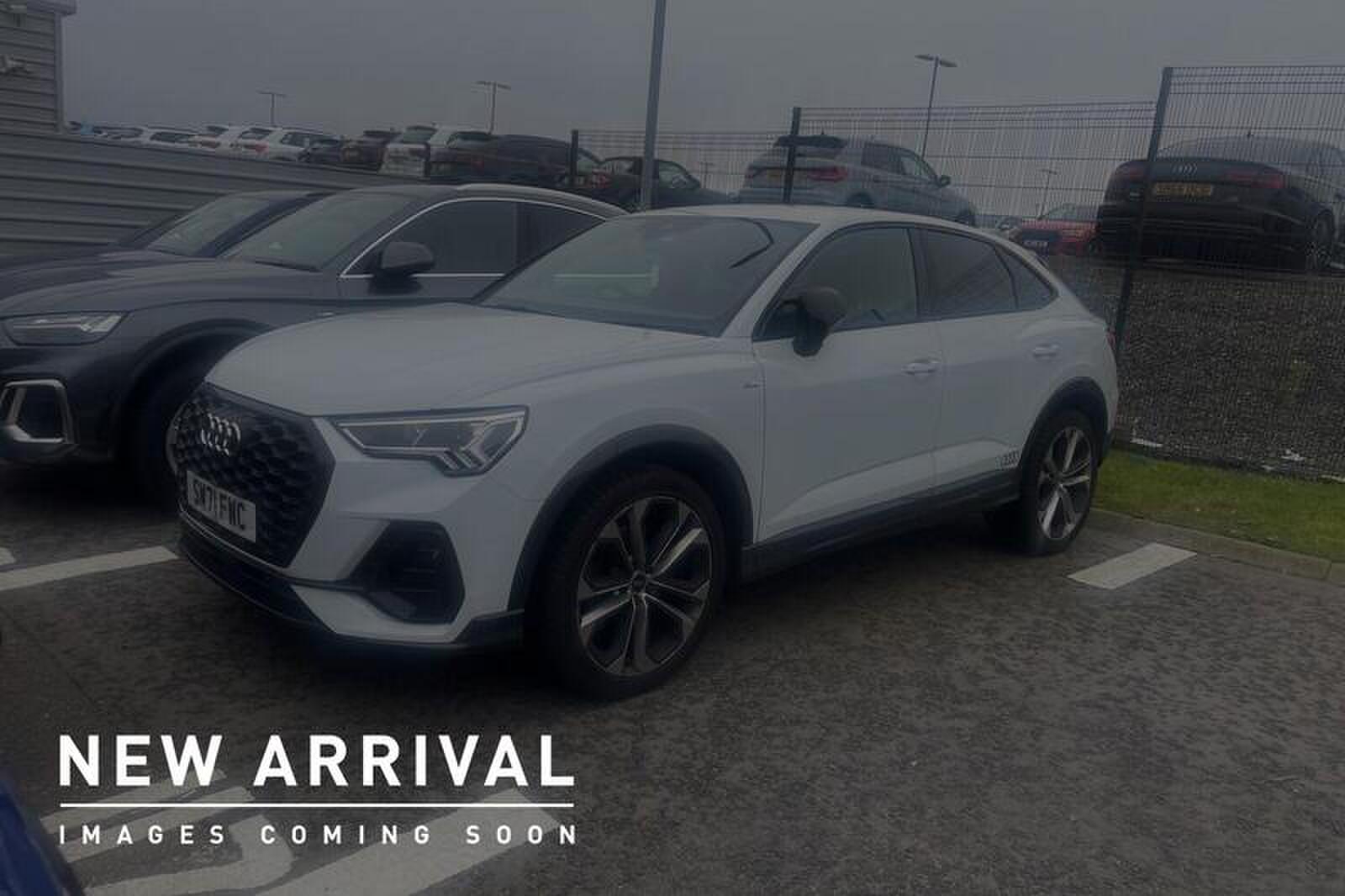Main listing image - Audi Q3