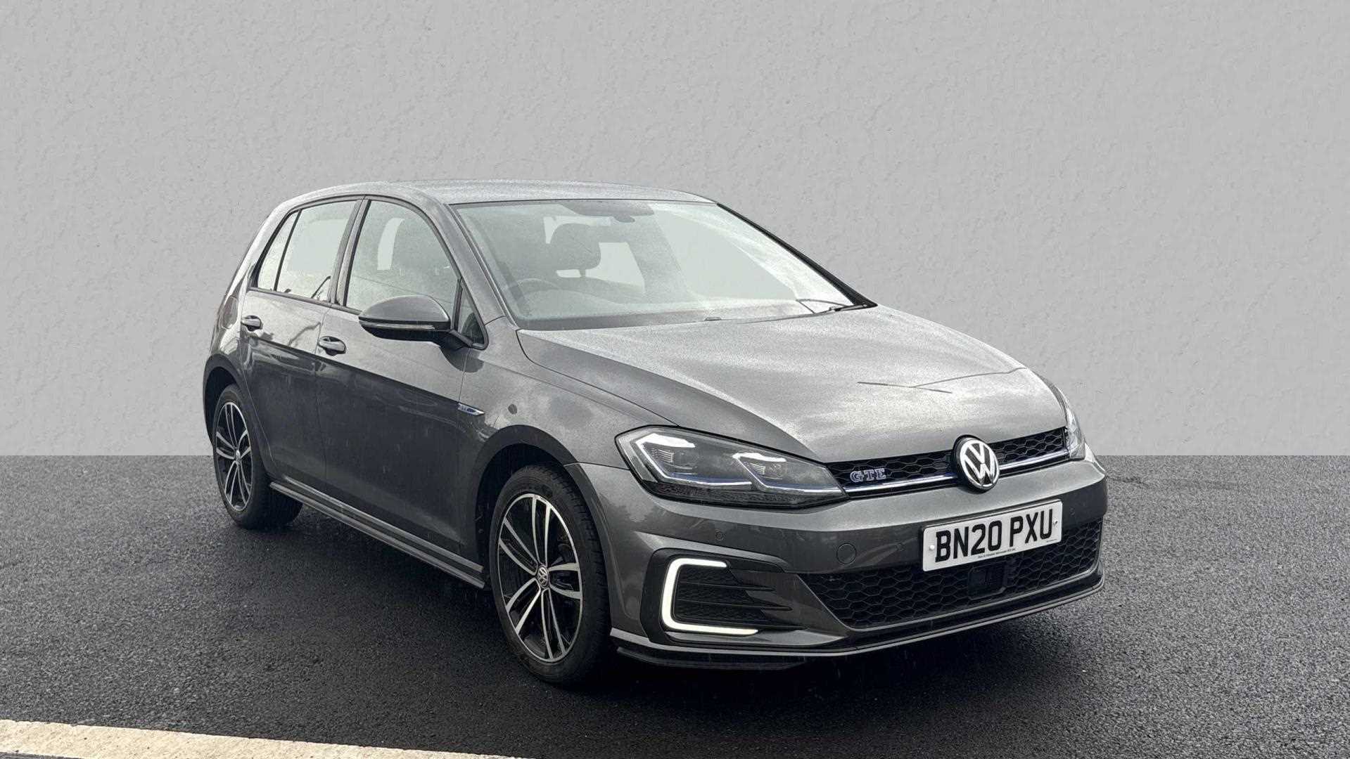 Main listing image - Volkswagen Golf GTE