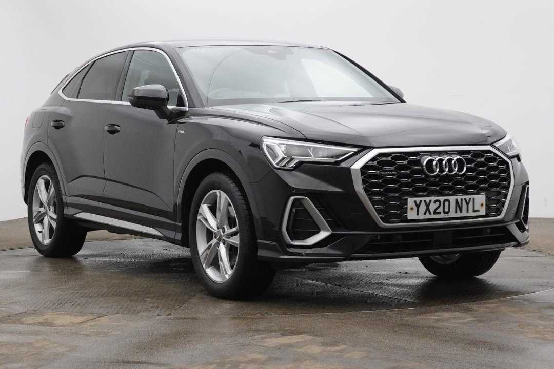 Main listing image - Audi Q3